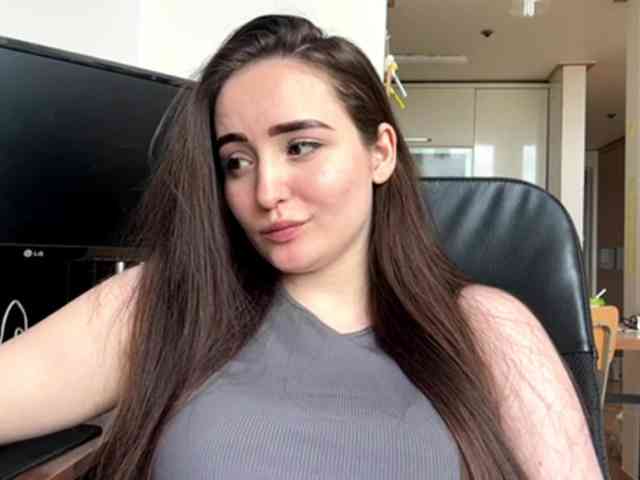 EmillyCarte webcam