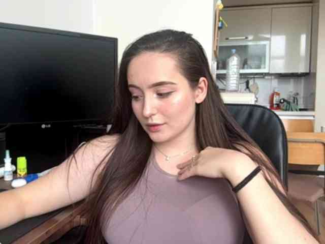 EmillyCarte webcam