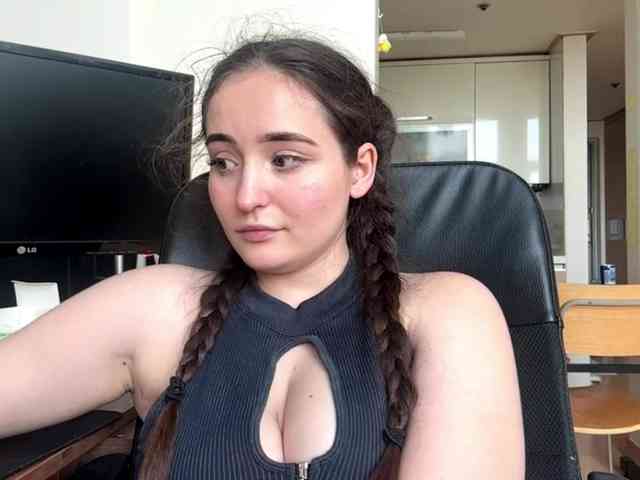 EmillyCarte webcam
