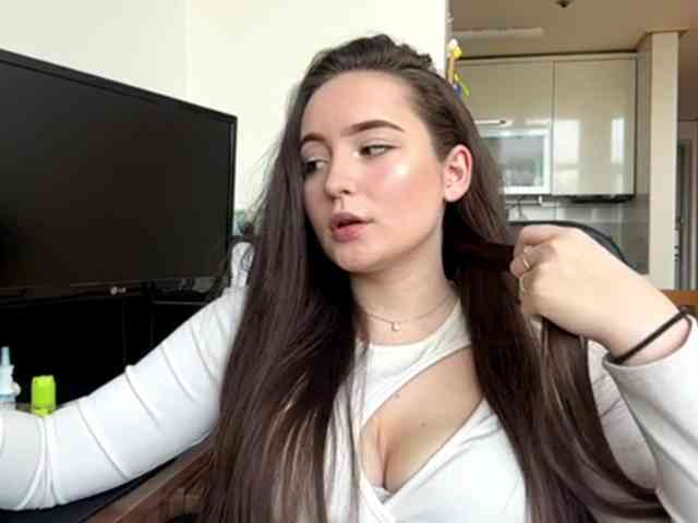 EmillyCarte webcam