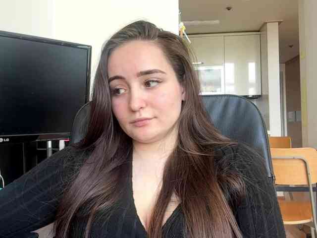 EmillyCarte webcam