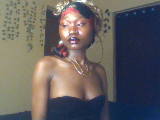 -Mirage live cam on BongaCams