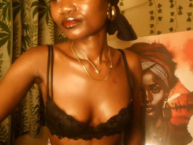-Mirage live cam on BongaCams