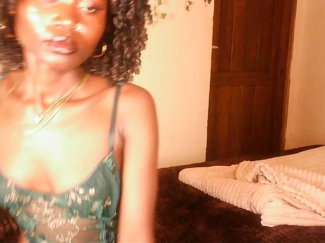 -Mirage live cam on BongaCams