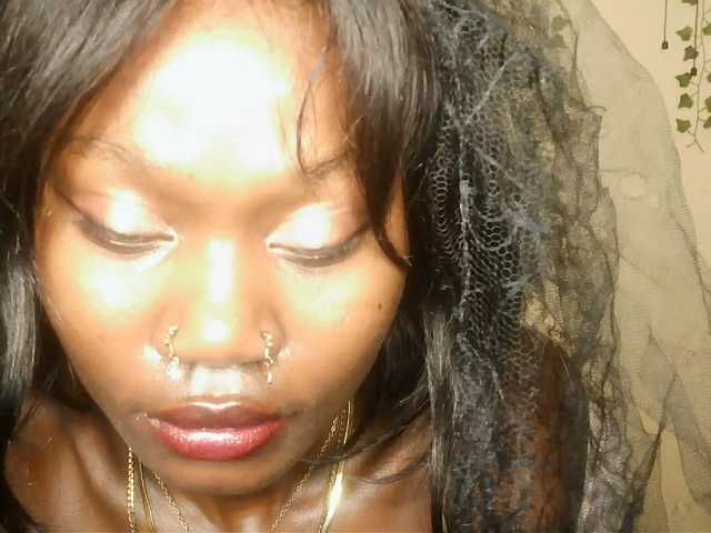 -Mirage live webcam show