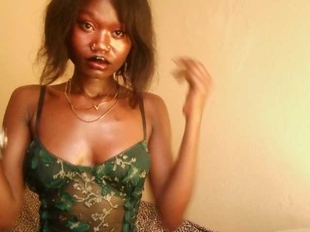 -Mirage live cam on BongaCams