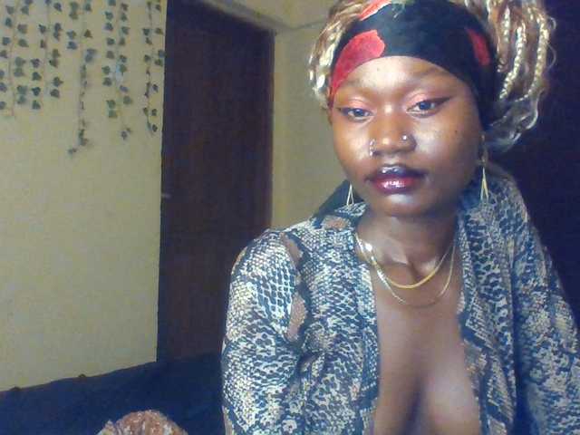 -Mirage live cam on BongaCams