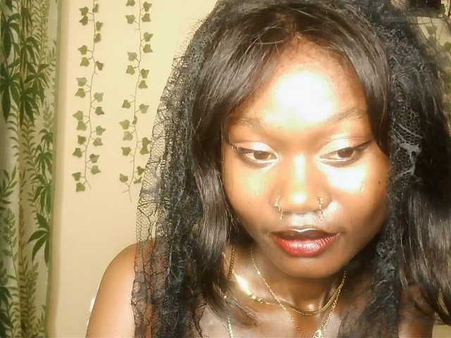 -Mirage live webcam show
