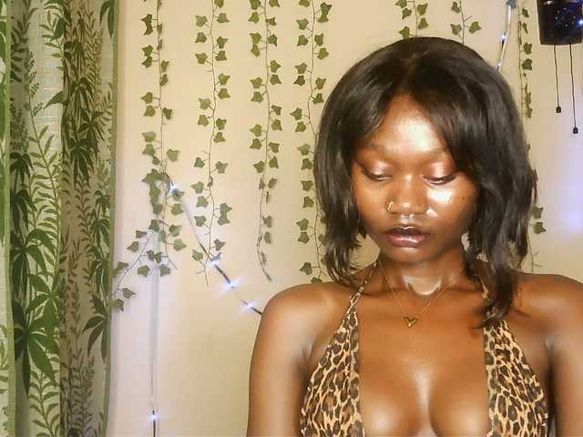 -Mirage live cam on BongaCams