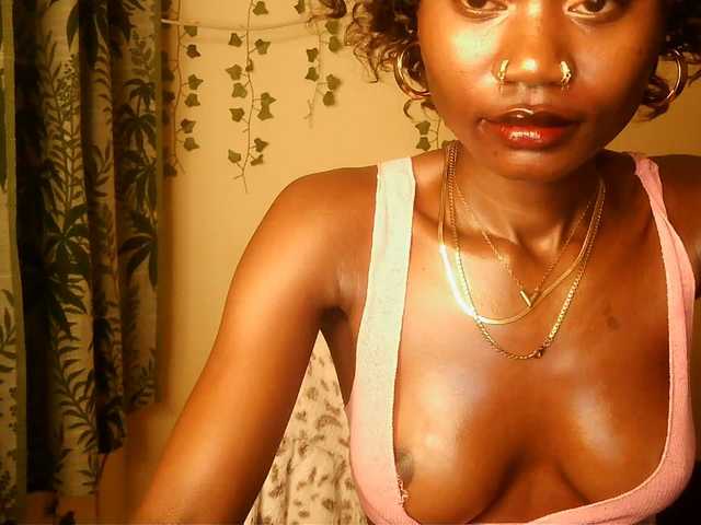 -Mirage live cam on BongaCams