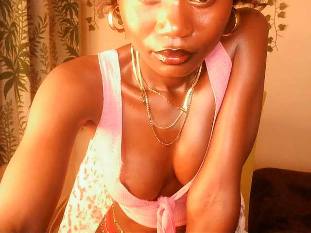 -Mirage live cam on BongaCams