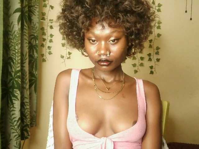 -Mirage live cam on BongaCams