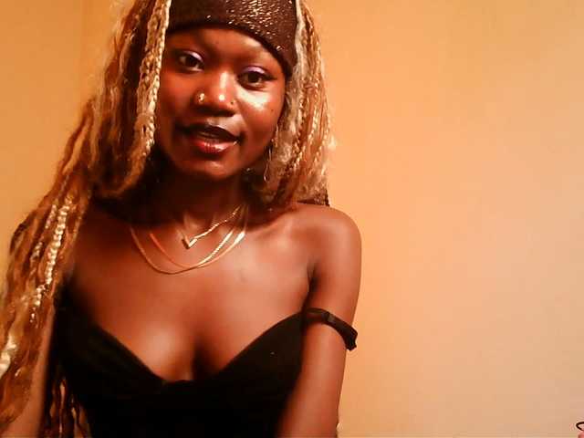 -Mirage live cam on BongaCams