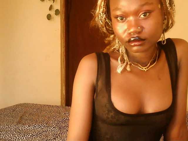 -Mirage live cam on BongaCams