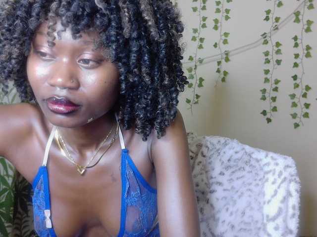 -Mirage, 24 y/o - Live Cam on BongaCams