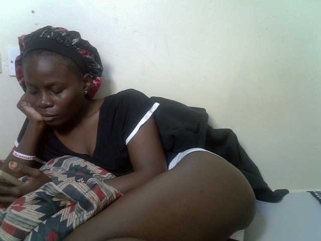 Veesquirt's BongaCams show and profile