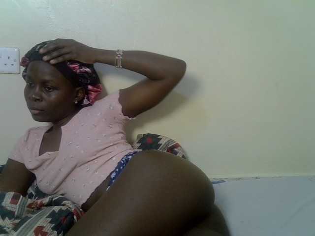 Veesquirt's BongaCams show and profile