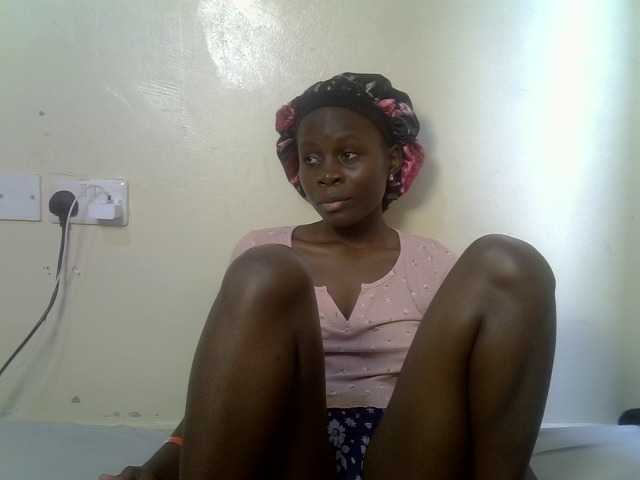 Veesquirt's BongaCams show and profile