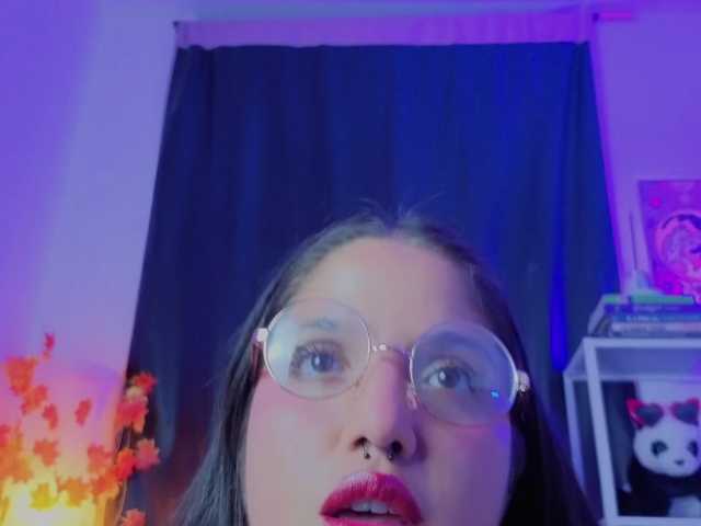 NaharaSoller live cam on BongaCams