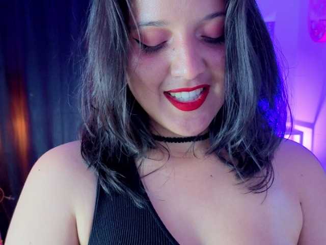 NaharaSoller live cam on BongaCams