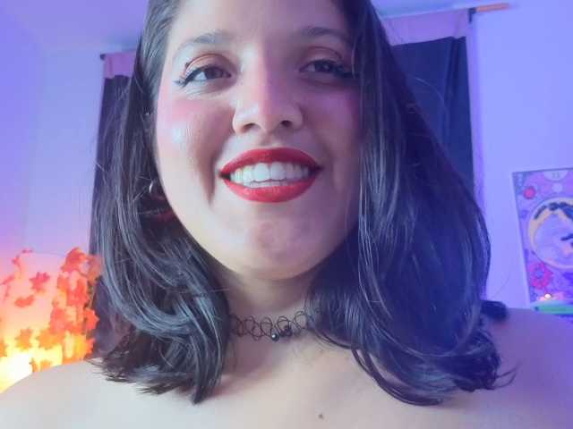 NaharaSoller live cam on BongaCams
