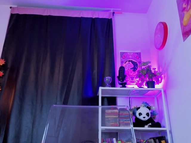 NaharaSoller live cam on BongaCams