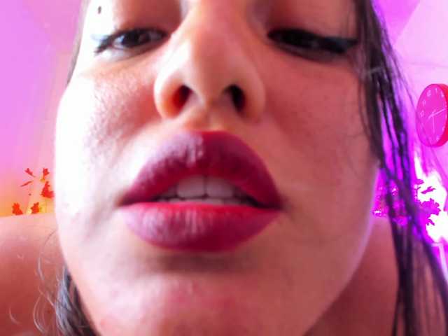 NaharaSoller live cam on BongaCams
