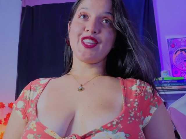NaharaSoller live cam on BongaCams