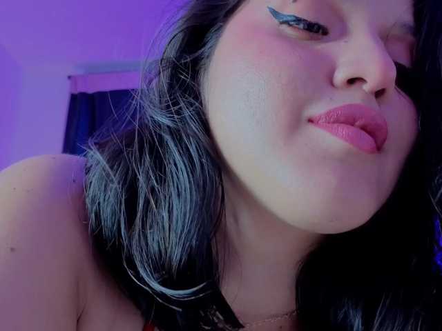 NaharaSoller live cam on BongaCams
