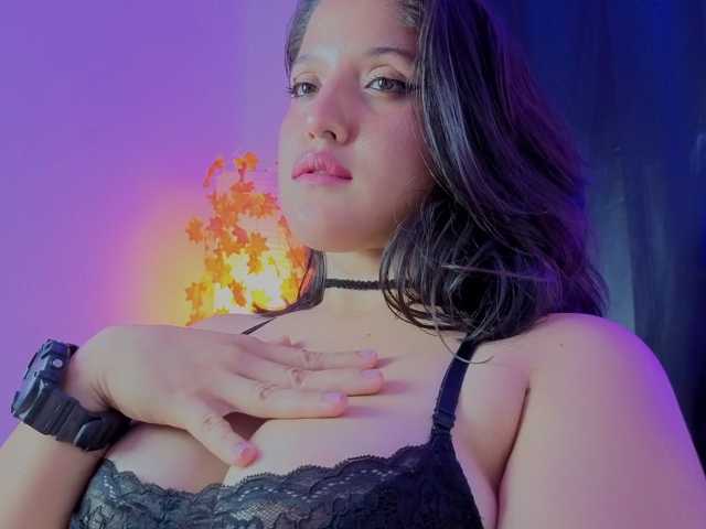 NaharaSoller live cam on BongaCams