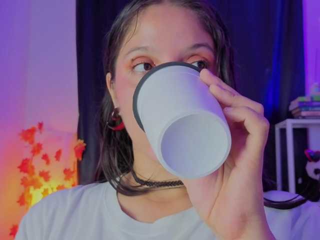 NaharaSoller live cam on BongaCams