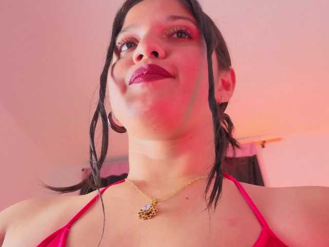 NaharaSoller live cam on BongaCams