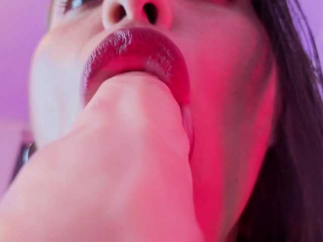 NaharaSoller live cam on BongaCams
