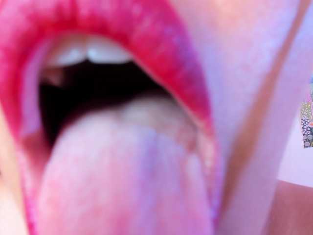 NaharaSoller live cam on BongaCams