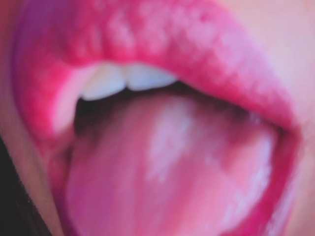 NaharaSoller live webcam show
