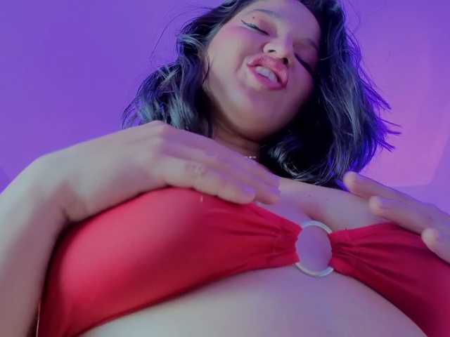 NaharaSoller, en vivo ahora en BongaCams
