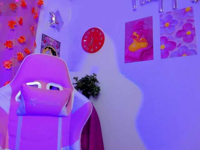 NaharaSoller live cam on BongaCams
