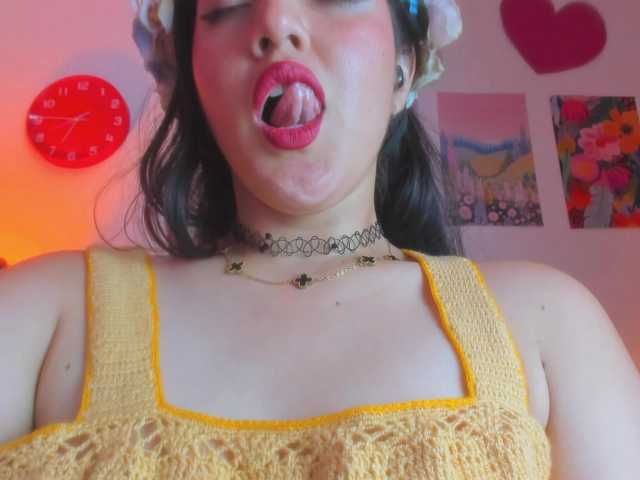 NaharaSoller live cam on BongaCams