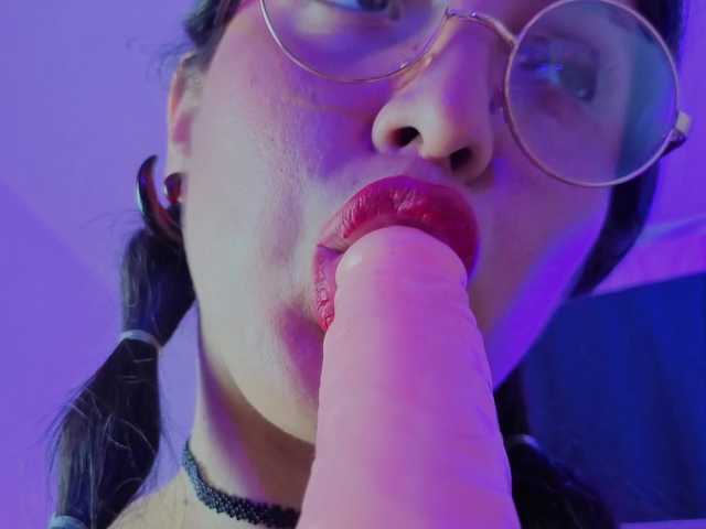 NaharaSoller live cam on BongaCams