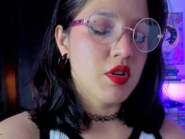 NaharaSoller live cam on BongaCams