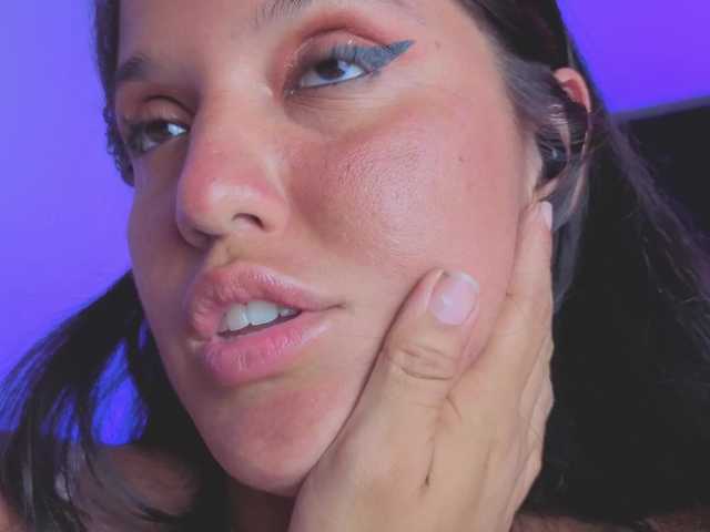 NaharaSoller live cam on BongaCams
