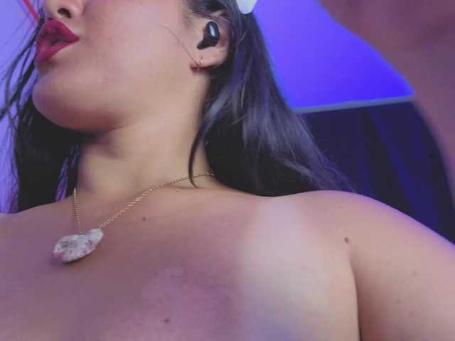 NaharaSoller live webcam show