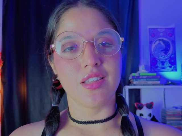 NaharaSoller live cam on BongaCams