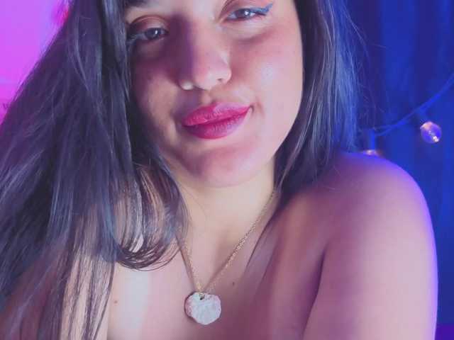 NaharaSoller live webcam show