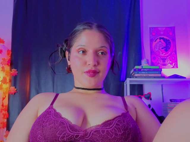 NaharaSoller live cam on BongaCams