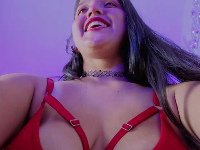 NaharaSoller live cam on BongaCams