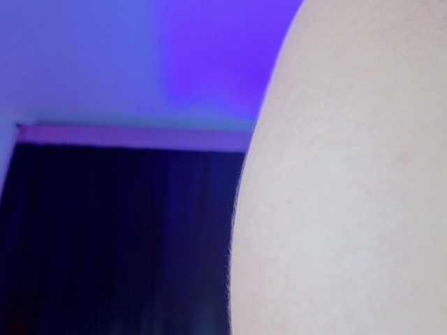 NaharaSoller live cam on BongaCams