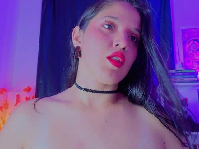 NaharaSoller live cam on BongaCams