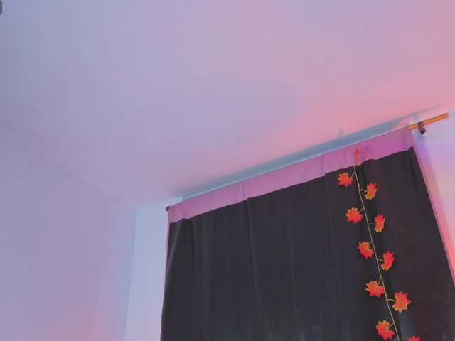 NaharaSoller live webcam show