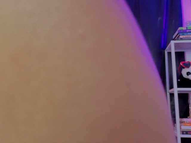 NaharaSoller live cam on BongaCams